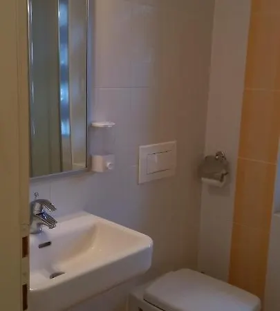 Апартаменти Zsa Zsa Zenta 1 Спліт