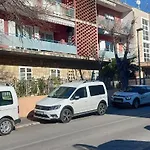 Zsa Zsa Zenta 1 *