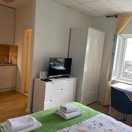 Zsa Zsa Zenta 1 Split